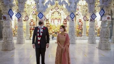 World News | London: Boris Johnson, Home Secretary Priti Patel Visit Neasden Temple for Diwali