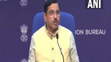 India News | Agriculture Ministry to Finalize Dates to Discuss Three Farm Laws in Forthcoming Session of Parliament, Assures Pralhad Joshi