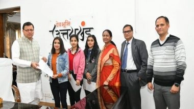 India News | Uttarakhand CM Distributes Compensation to Girl Students Who Lost Parents to COVID-19