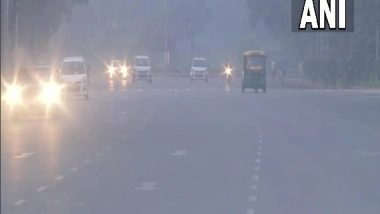 India News | Stubble Burning Not Major Cause of Pollution in Delhi, Northern States: Centre Tells SC