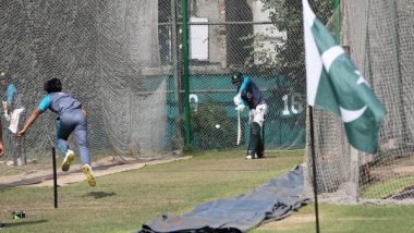 Bangladesh Cricket Fans Not Impressed as Pakistan Players Carry National Flag to Training Ground
