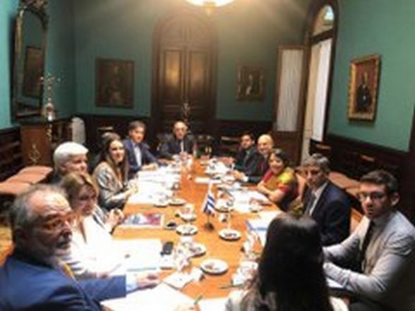 World News | India, Uruguay Review Bilateral Ties, Echnage Views on Regional Issues - Vimarsana News