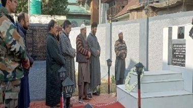 India News | Indian Army Pays Tributes to Janab Maqbool Sherwani on His 75th Death Anniversary