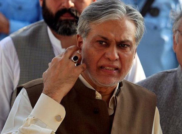 World News | Former Pak Finance Minister Dar Express Concern over Reduction of Oil Deferred Payment Facility by Saudi Arabia