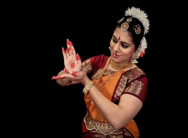 Business News | Aparna Satheesan Recipient of 2021 Abhinandan Saroja National Award By National Institute of Indian Classical Dance
