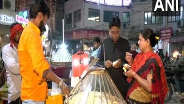 India News | COVID-19: With Lifting of Night Curfew, Nightlife Back in Lucknow Bringing Cheer to Restaurants, Food Joints