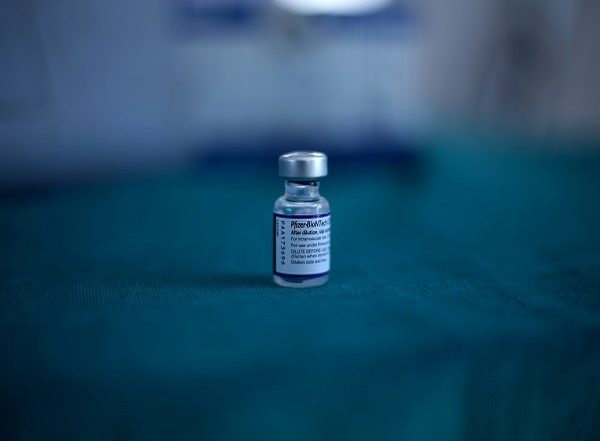 Pfizer, BioNTech Not Sure on Vaccines' Effectiveness on New COVID-19 Variant 'Omicron'