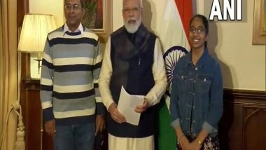 World News | PM Modi Meets Members of Indian Community in Glasgow Ahead of COP-26