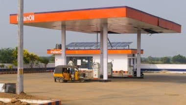 Fuel Prices in Gujarat: Bhupendra Patel Govt Slashes Petrol, Diesel Prices by Rs 7 Per Litre After Centre's Excise Duty Cut