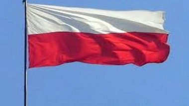 World News | Poland Sees Russian Paratroopers' Exercises in Belarus as Threat