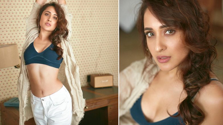 Akhanda: Pragya Jaiswal to Play an IAS Officer in Nandamuri Balakrishna-Starrer