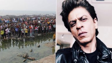 Shah Rukh Khan Turns 56: Fans Gather Outside Mannat To Catch a Glimpse of the Superstar on His Birthday (View Pics)