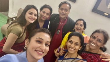 Shashi Tharoor Offers Apology After Twitter Backlash on Selfie With Women MPs During Winter Session of Parliament