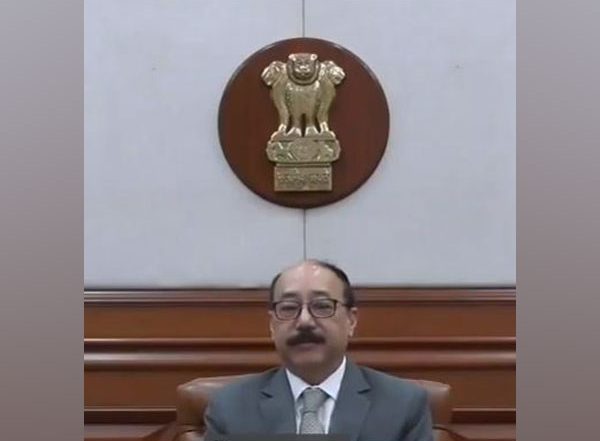 Indian Economy Has Returned to High Growth Path, Says Foreign Secretary Harsh Vardhan Shringla at Indian Chamber of Commerce Meet