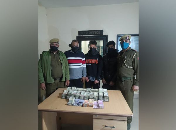 Jammu and Kashmir Police Arrests 3 Associates of Terror Operatives, Recovers Rs 43 Lakh Cash