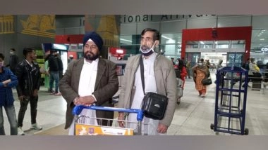 World News | Head Granthi of Kabul Gurudwara Evacuated Along with Caretaker on Eve of 552nd Birth Anniversary of Guru Nanak Dev