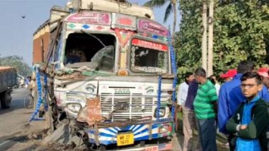 West Bengal Road Accident: 18 Killed After Vehicle Hits Truck During Funeral Procession in Nadia; PM Narendra Modi, Amit Shah, Mamata Banerjee Condole Loss of Lives