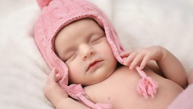 Winter Care Tips for Newborn Babies: Important Parenting Tips for New Moms To Take Care During Baby's First Winter