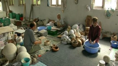 India News | J-K Govt Establishes Facilitation Centre for Papier-mache Artisans, Hopes to Boost Handicraft Sector