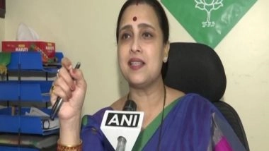 India News | Law and Order in Mumbai Gone to Potholes of City Roads, Says BJP's Chitra Wagh over Kurla Rape, Murder Case