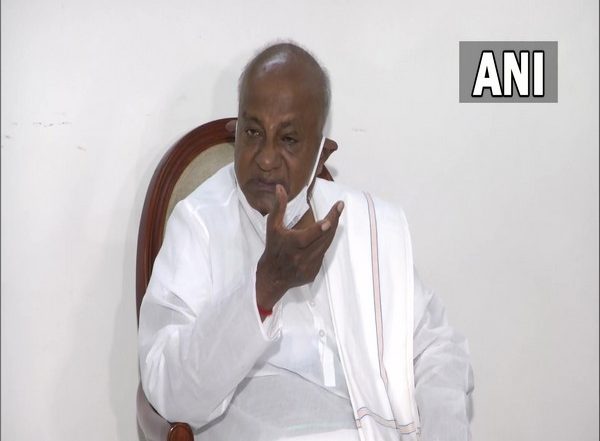 India News | As Suraj Revanna Files Nomination for MLC Election, Deve Gowda's Entire Family in Active Politics