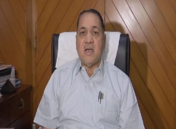 India News | Maharashtra Home Minister Assures Any Threat to Param Bir Singh's Life 'will Be Looked Into'