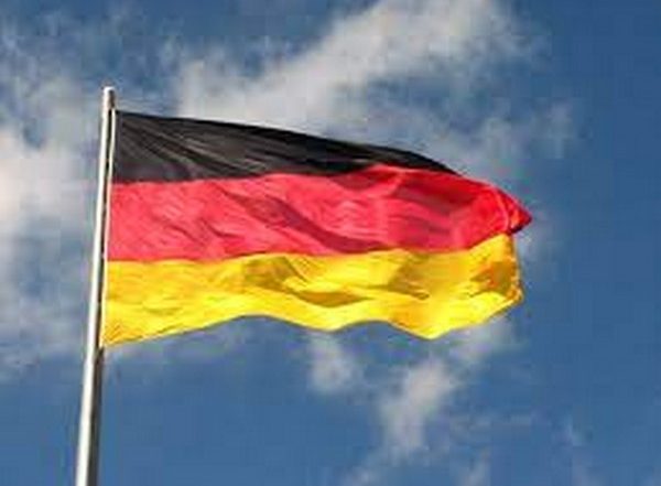 World News | Germany's Lower Saxony Head Not Ruling out Mandatory COVID Vaccination