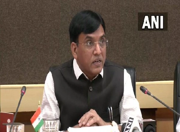 India News | 88.6 Pc of Women Gave Birth in Institutions, 78 Pc of Mothers Received Post-natal Care in 2019-20: Mansukh Mandaviya