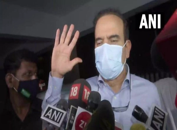 India News | I Am Cooperating, Have Full Faith in Supreme Court, Says Param Bir Singh