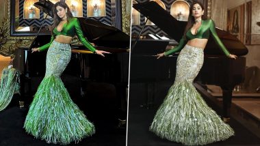 Janhvi Kapoor Looks Breathtakingly Beautiful as She Sparkles in a Manish Malhotra Couture! (View Pics)