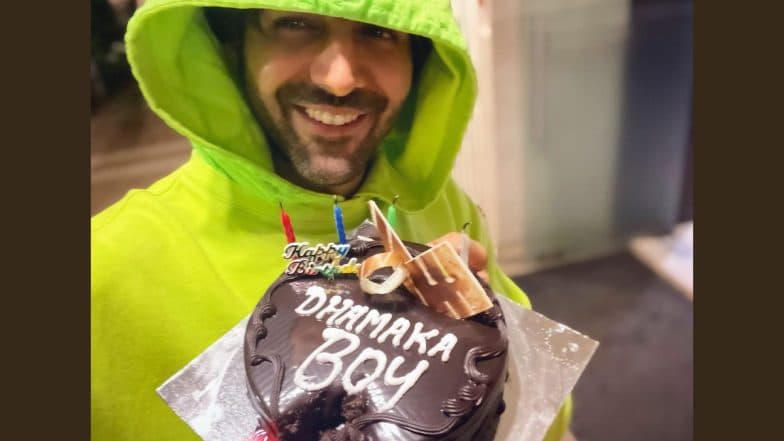 Kartik Aaryan Shares a Super Happy Birthday Selfie!