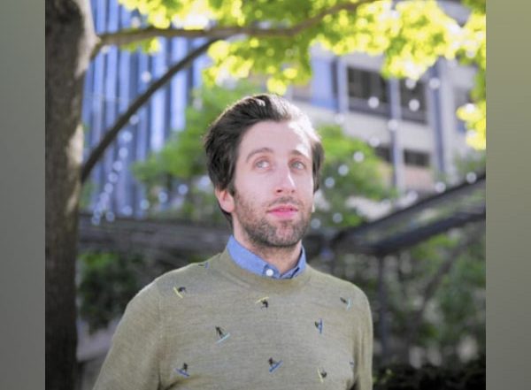 Entertainment News | Simon Helberg to Reprise 'Big Bang Theory' Role for Upcoming Episode of 'Young Sheldon'