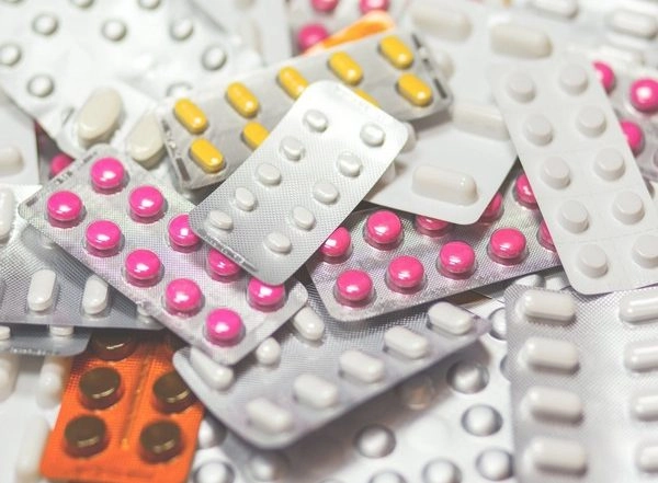 Health News | Common Drug Linked to Hampering Lung Cancer Treatment
