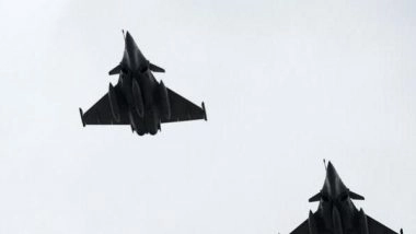 World News | Russian, Belarusian Fighters Jointly Patrol Belarus Border: Defence Ministry