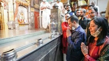 India News | Arvind Kejriwal, His Wife Visit Salasar Balaji Dham Temple in Rajasthan to Celebrate Wedding Anniversary