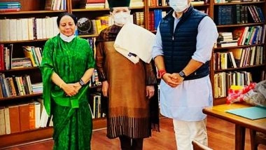 India News | Himachal Congress Leaders Meet Sonia Gandhi in Delhi to Congratulate Her for Bypolls Victory