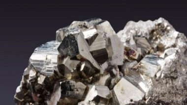 Science News | Researchers Recreate Deep-Earth Conditions to See How Iron Copes with Extreme Stress