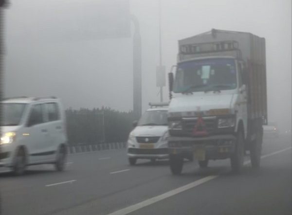 India News | Noida's Air Quality in 'Severe' Category, AQI at 414