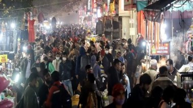 India News | COVID-19: Delhi's Sarojini Nagar Market to Operate on Odd-even Basis on Dec 25, 26
