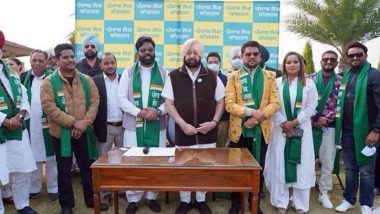 Punjabi Singer Buta Mohammad Says 'Joined BJP, Not Capt Amarinder Singh's Party' After His Pictures Go Viral With Both Parties