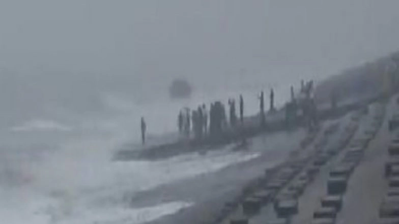 Cyclone Jawad: 18 NDRF Teams Deployed in West Bengal, Sea at Digha Turns Rough
