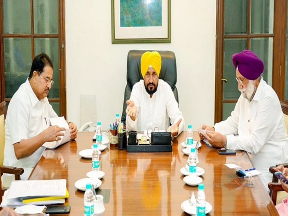 India News | Punjab Cabinet Approves Setting Up of Geeta Adhyayan, Sanatani Granth Institute in Patiala - Vimarsana News