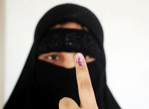 India News |  EC Meets Political Parties in UP; Leaders Urge Poll Panel Not to Delay Assembly Polls