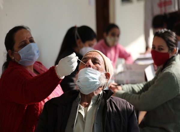 India News | Cases with Fever, Sore Throat, Breathlessness Should Be Tested for COVID-19, Centre Tell States