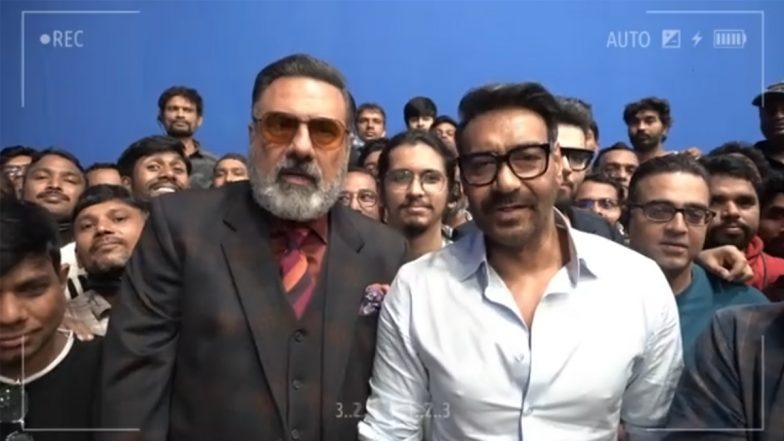 Runway 34: It’s a Wrap for Ajay Devgn, Amitabh Bachchan, Rakul Preet Singh and Boman Irani’s Film! (Watch Video)