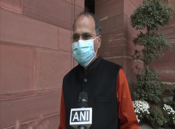 Rashtrapatni Remark Row: Congress MP Adhir Ranjan Chowdhury Tenders Apology to President Droupadi Murmu For His Controversial Remark