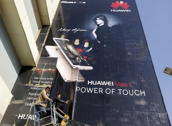 Taliban Ban Use of Women's Photos in Advertisements in Kabul
