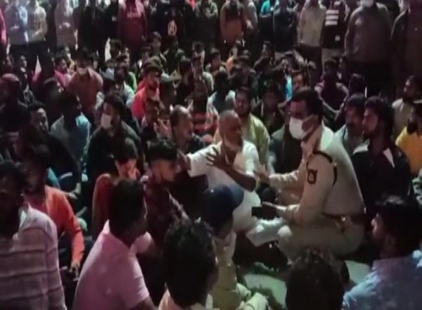 India News | 27 Held for Attacking Sangolli Rayanna Statue in Karnataka's Belagavi