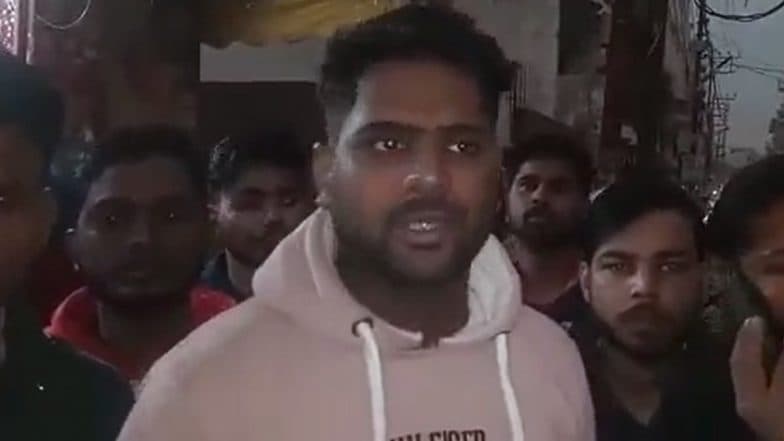 Hindu Outfit Objects To Name, Forces Muslim To Shut Shop