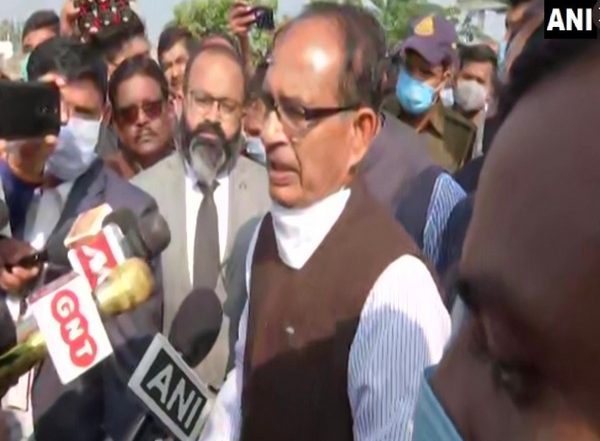 IAF Helicopter Crash: Madhya Pradesh CM Shivraj Singh Chouhan Announces Ex-Gratia of Rs 1 Crore to Kin of Lance Naik Jitendra Kumar